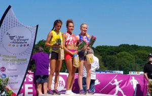 Pauline sur le podium aux championnats de France d'épreuves combinées