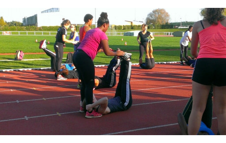 Maéva et Marine en stage des lancers