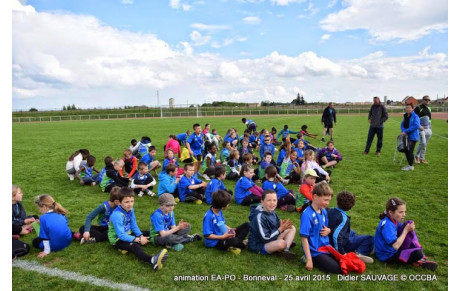 Les jeunes à la fête sur l'animation à BONNEVAL