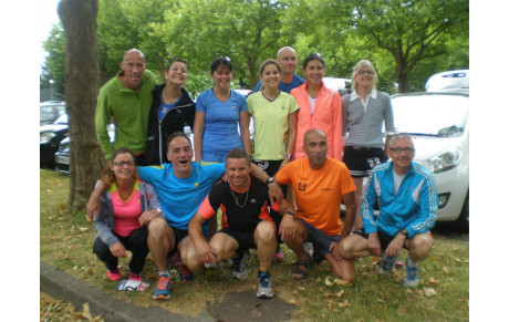 Les images de sport et de joie aux France d'ekiden