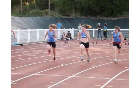 Un meeting bon enfant sentant la fin de saison