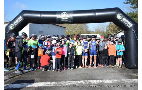 Loane et Théophile au bike and run 