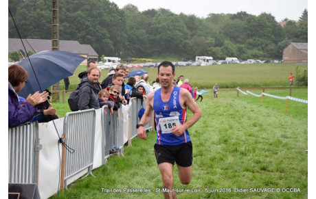 Emmanuel en forme au trail urbain de LUCE MAINVILLIERS