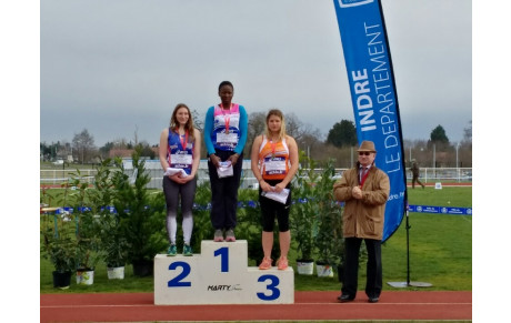 Marine vice championne de France Hivernaux de lancers longs au javelot