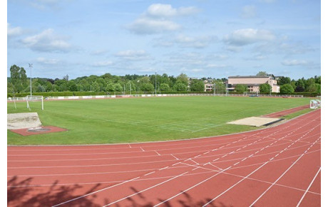 Direction EPERNON sur la 1 ère journée BE-MI avec des épreuves ouvertes sur le demi-fond et les lancers 