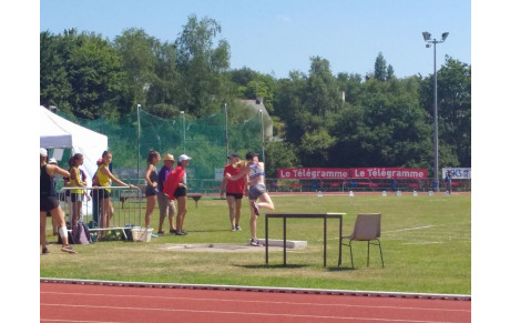 Et de 04 sur 05 sur les records personnels aux France d'épreuves combinées