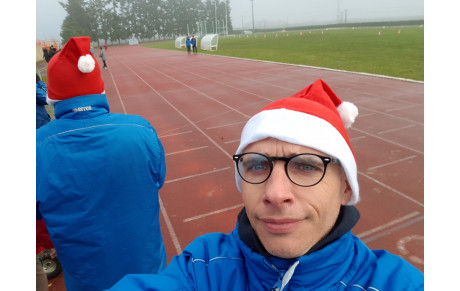 Les départementaux de lancers longs avec Denis